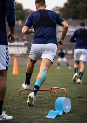 Kinesiotape | Vendaje neuromuscular | Celeste | Futbol